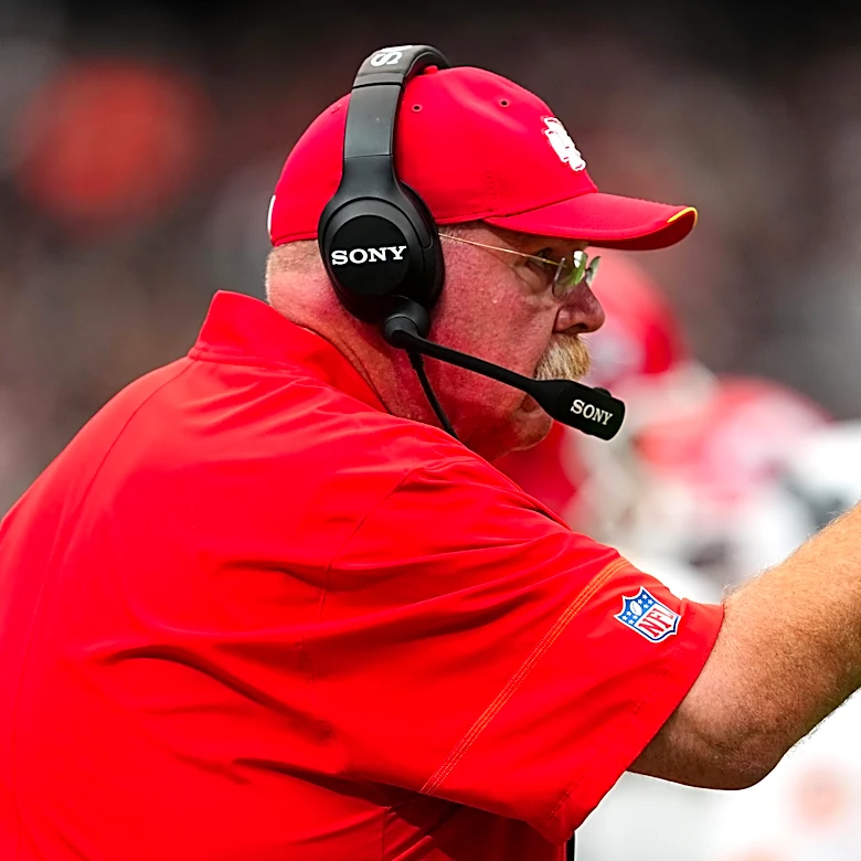 Andy Reid on Chiefs’ offensive line change: ‘That’s between Kingsley and I’