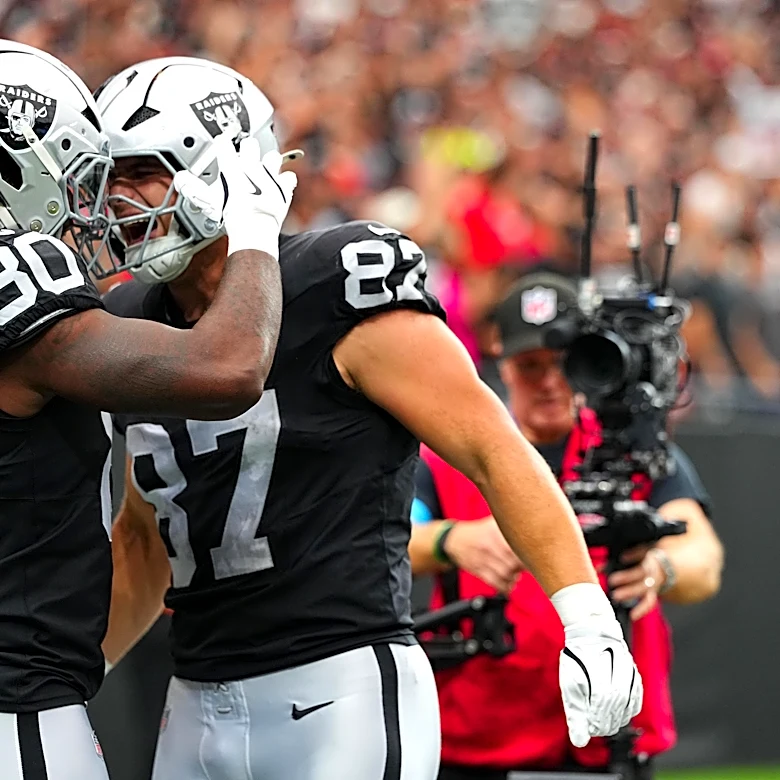 Raiders vs. Patriots odds: Opening lines for Week 5 matchup