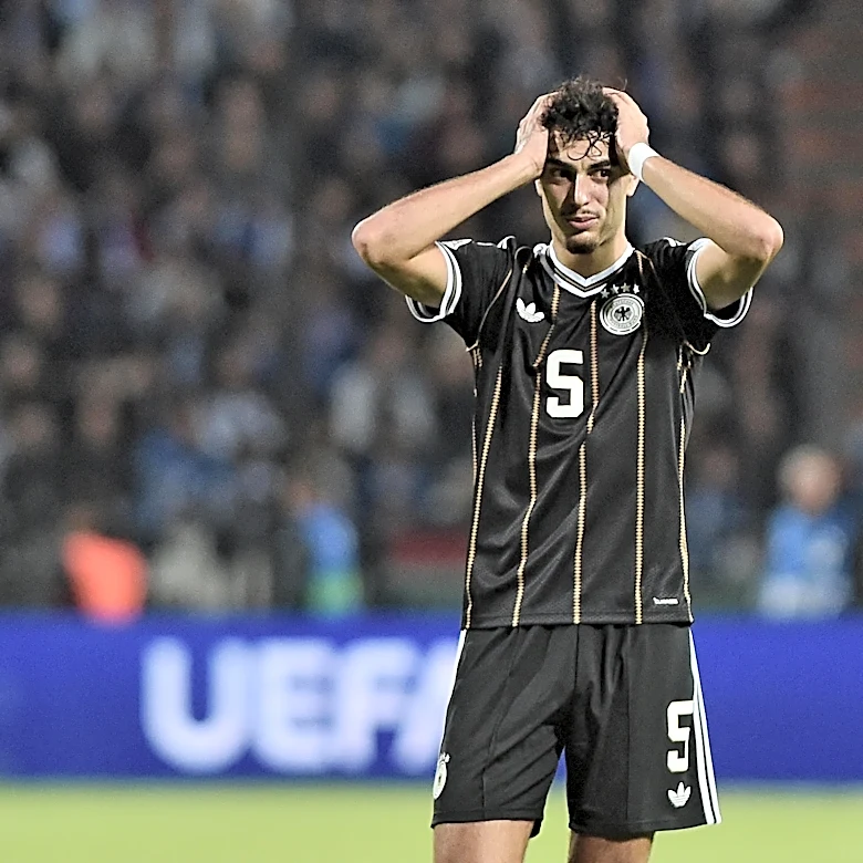 Bayern Munich News: The aftermath of Germany’s 0-0 draw with Greece; A Michael Olise contract update; Jadon Sancho to sit out?; and MORE!
