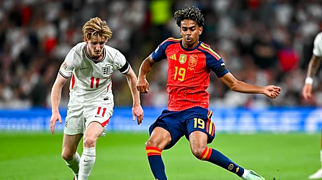 ‘What a footballer’ – Anthony Gordon compared to Lamine Yamal by Santi Denia