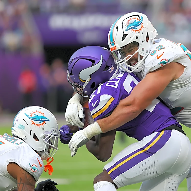 Fins Up, Fins Down | Winners and losers from Miami Dolphins week four loss