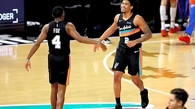 Fox as a starter and Harper as 6th man makes the most sense for the Spurs