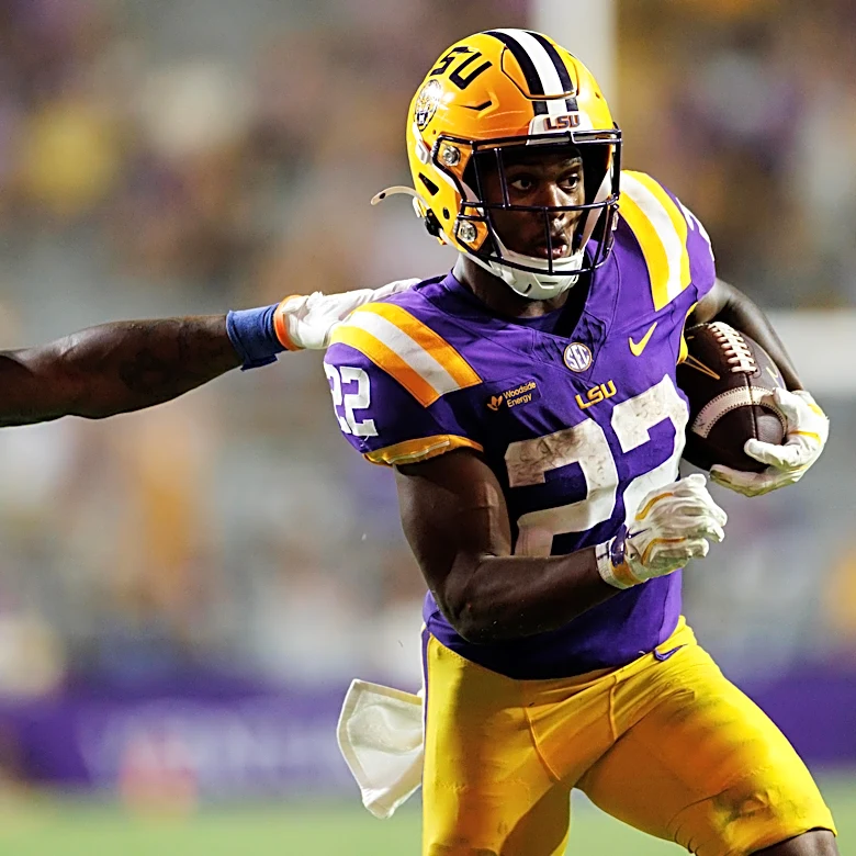 LSU News: LSU will be favorites against Kentucky, but they shouldn’t underestimate their opponent