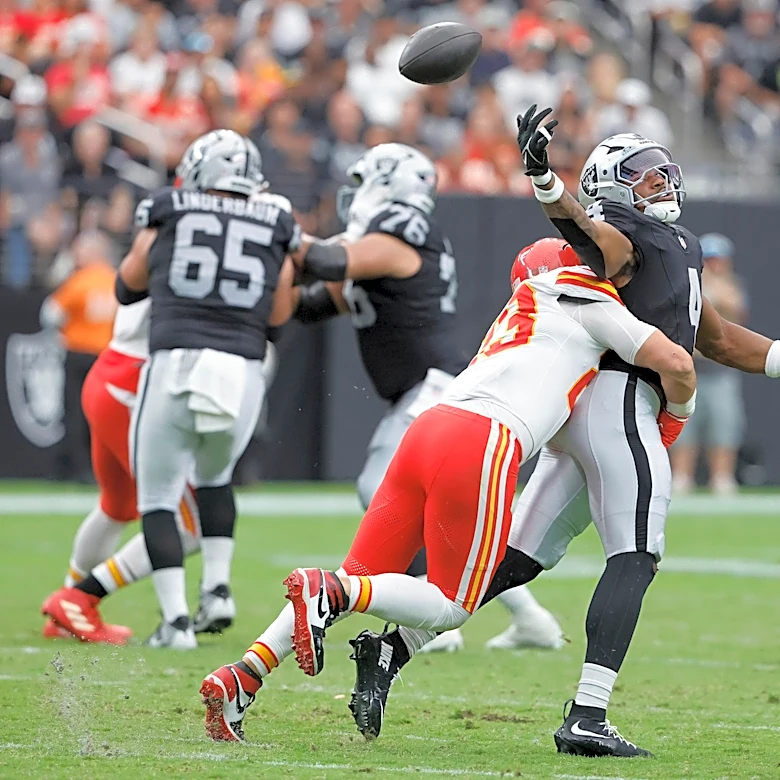 Mike Washington couldn’t ignite run game in Week 4
