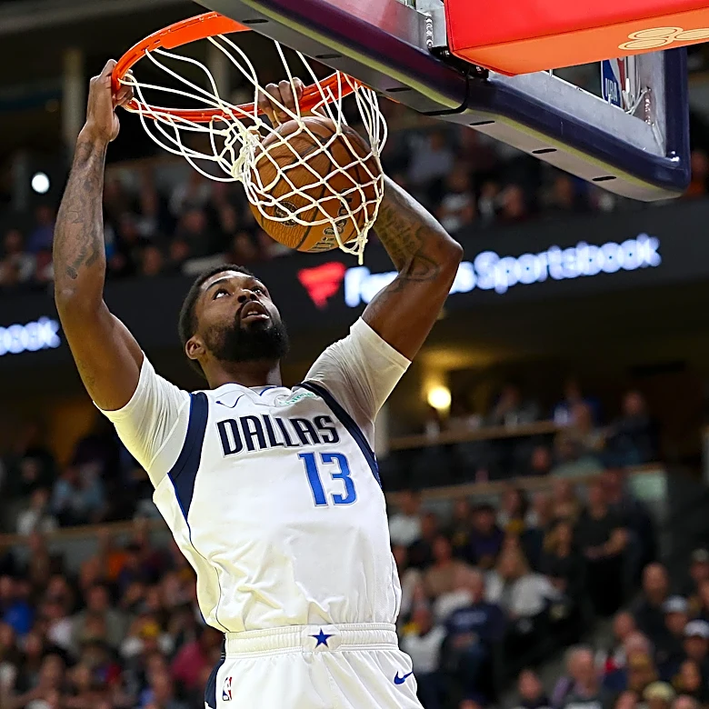 Naji Marshall breaks rim, folding chair at Dallas Mavericks practice in Macao, China