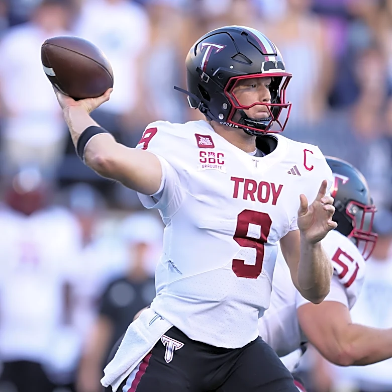 Goose gets loose, Troy offense runs all over Southern Miss, 55-34