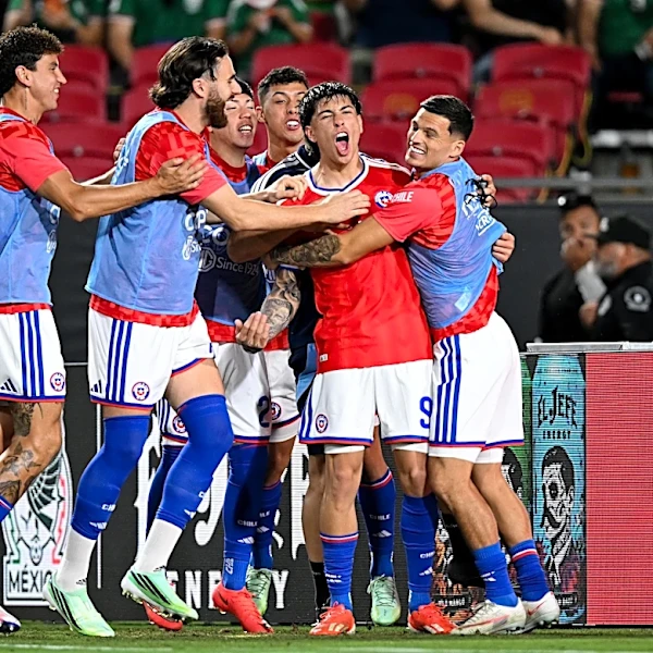 Mexico back to crisis mode after losing against Chile in disastrous end to FIFA friendly tour