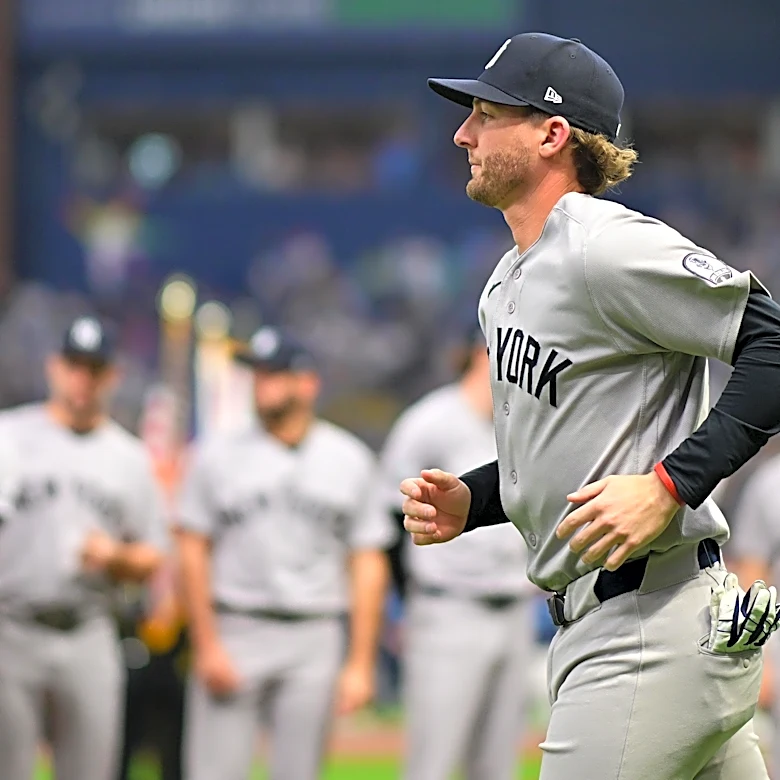 The Yankees still do themselves no favors