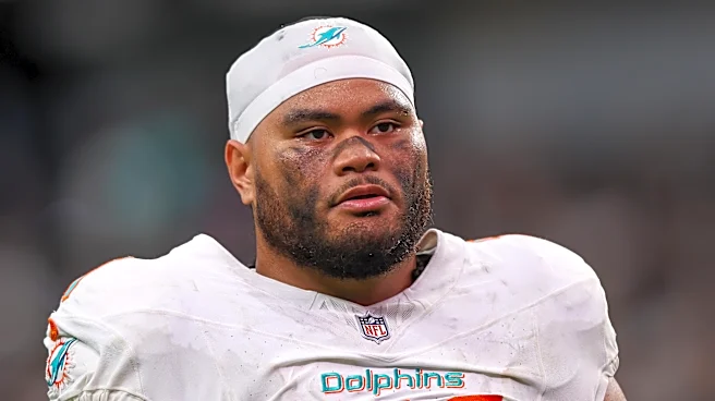 Miami Dolphins news: Jonah Savaiinaea’s improvement, Vikings game grades