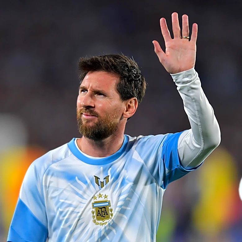 When will Lionel Messi get his Barcelona farewell?