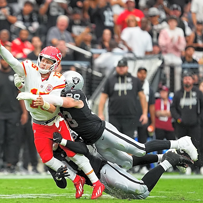 Tonka Hemingway becoming key figure on defense