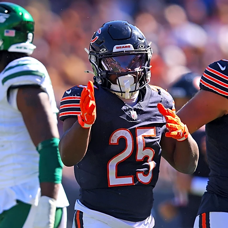 Chicago Bears Stock Watch: Monangai rising as Swift falls