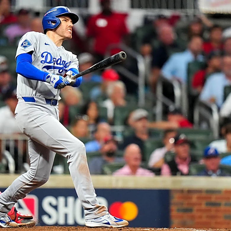Freddie Freeman finds his power after sluggish second half