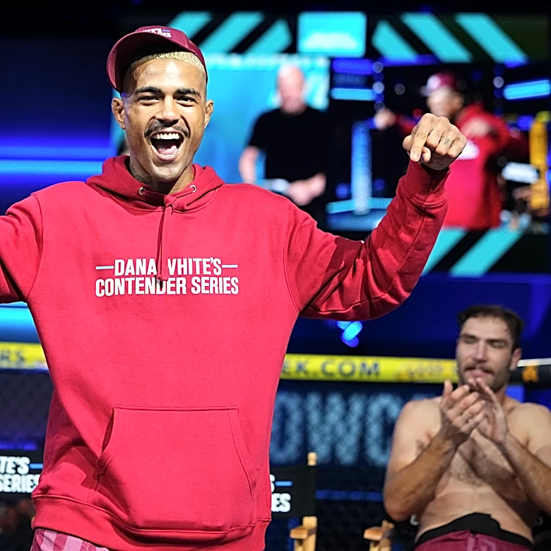 Dana White gushes over UFC employee Sal Everett winning UFC contract on Contender Series: ‘It’s an unbelievable story’