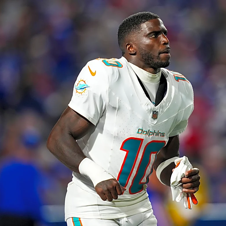 Tyreek Hill to Buffalo Bills would be wild