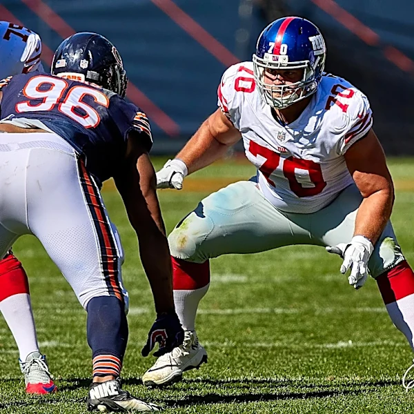Kevin Zeitler takes starting right guard reps for Packers on Wednesday