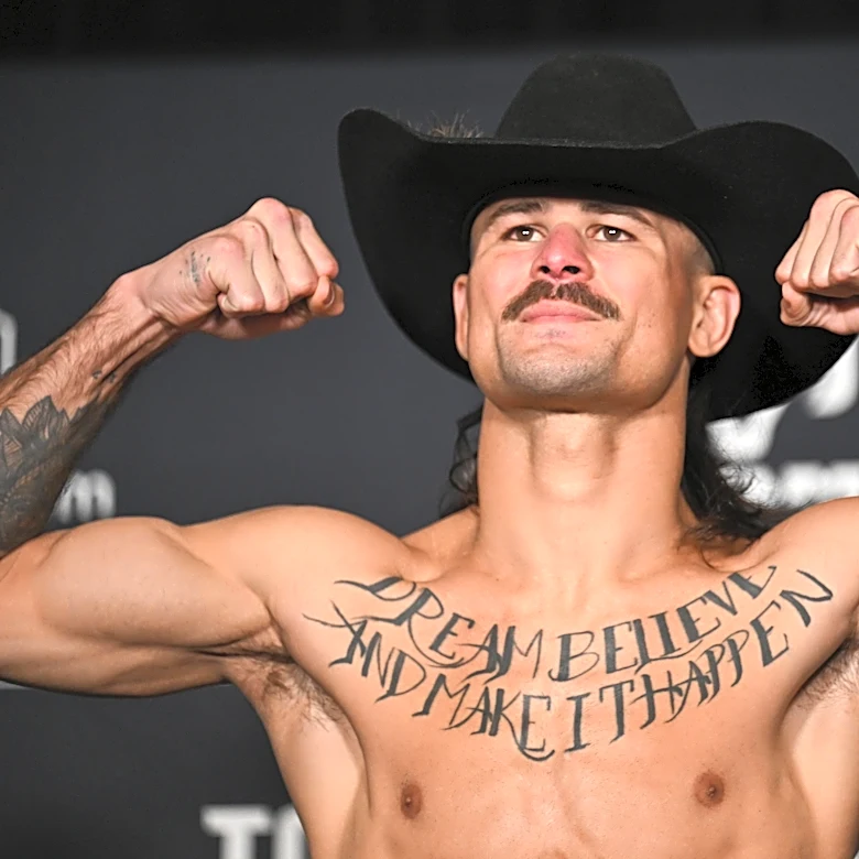 Diego Lopes was ready for Dan Hooker fight before offered Charles Oliveira BMF showdown
