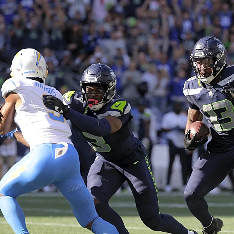 Ernest Jones breaks down Justin Herbert pick, talks ‘Call of Duty’ in Field Gulls interview