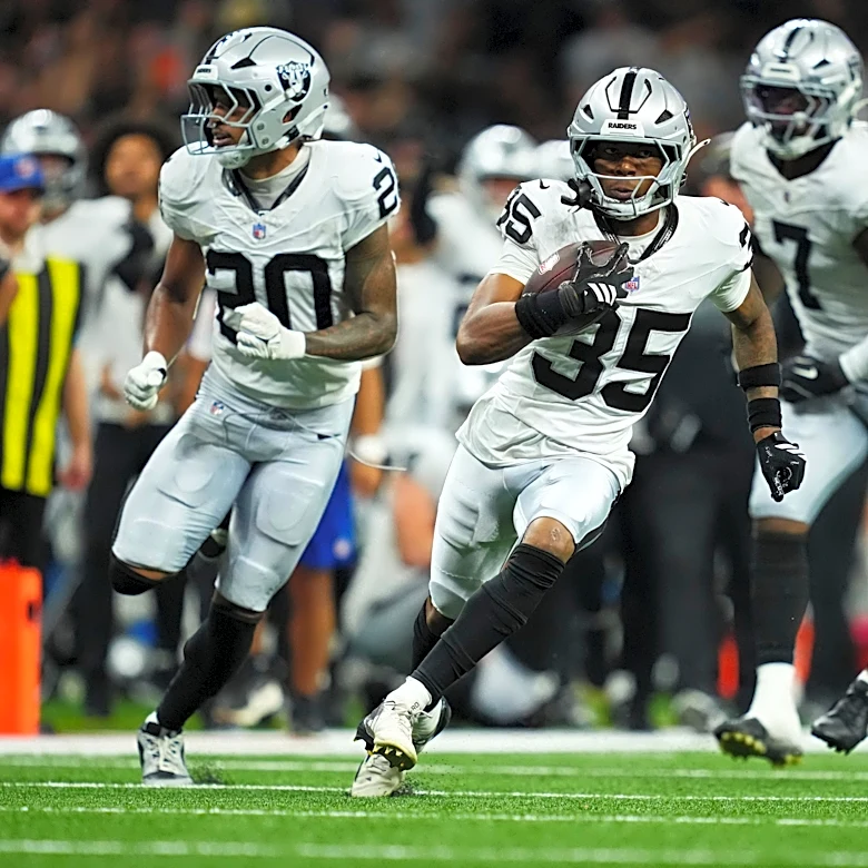 Raiders news: Defense starting games right
