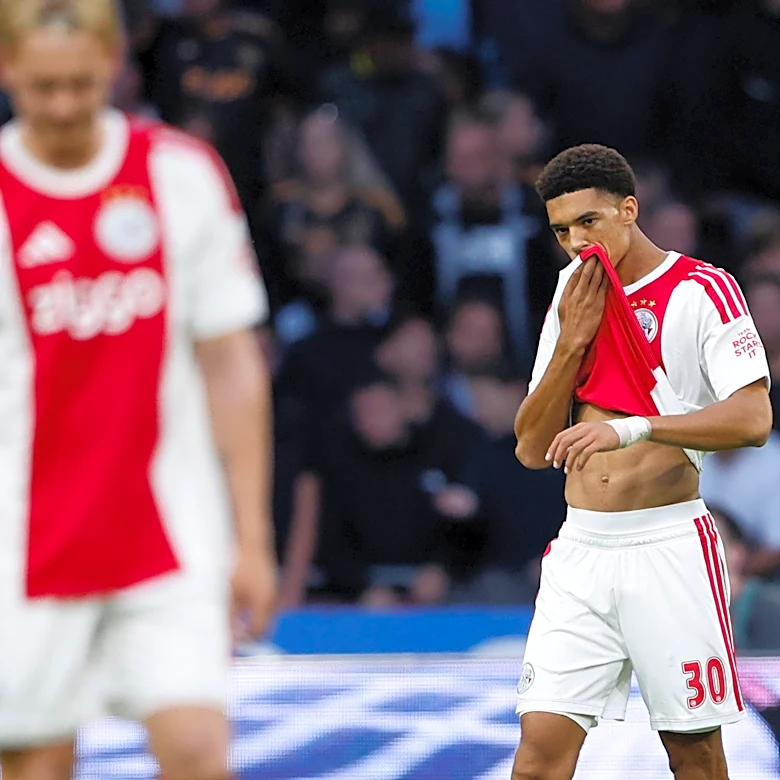Newcastle Tracking £6.7 Million Ajax Defender as Fabian Schar Replacement