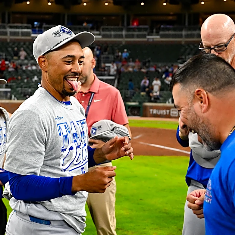 MLB Playoff Roundup: Guardians stay alive, Yankees, Braves, Padres go home