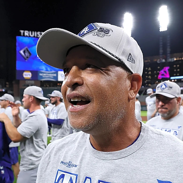 Dave Roberts in NLDS passes Tony La Russa for 2nd-most postseason manager wins