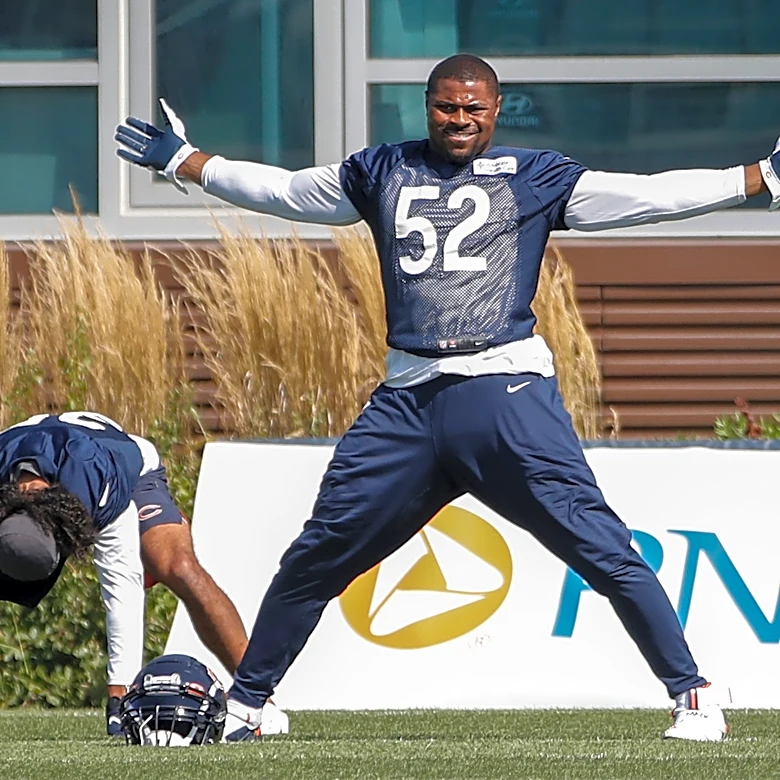 Should the Chicago Bears Trade for a Defensive Player?