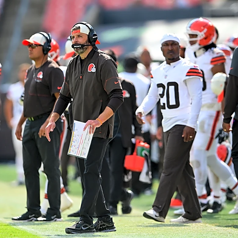 Browns keep adjusting on defense and finding success