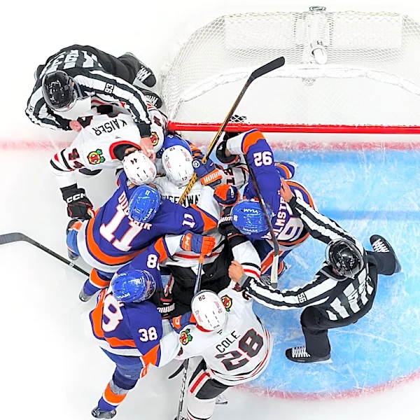 Islanders 4 (EN), Blackhawks 1: Horvat, Stanley(?!) stay hot