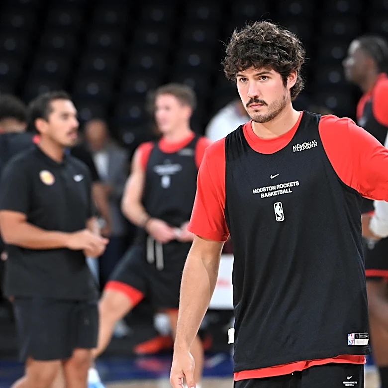 Rockets start postseason versus Dallas