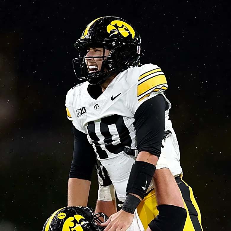 Hawkeye Football: Instant Reaction Iowa Crushes Washington 41-24