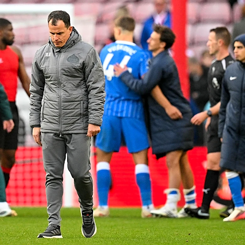 Andy’s Player Ratings: Sunderland 0-2 Brighton – Disappointing Black Cats Struggle Against 10 Men