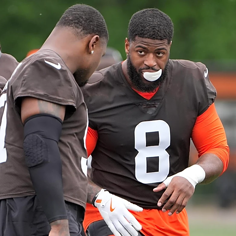 Browns player says Jared Verse is a better leader than Myles Garrett