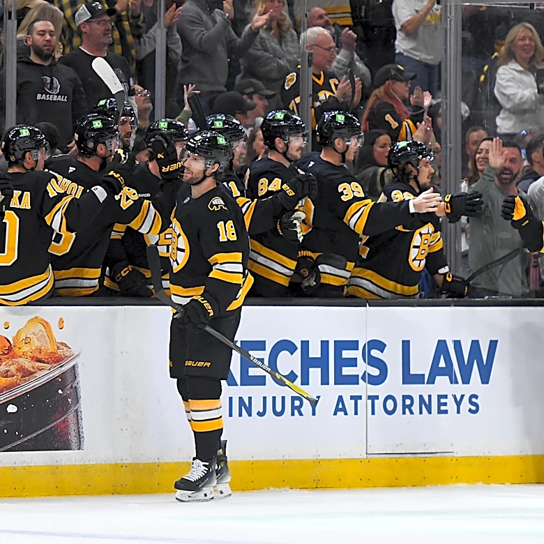 Recap: Bruins spread scoring around, beat Flyers 5-1