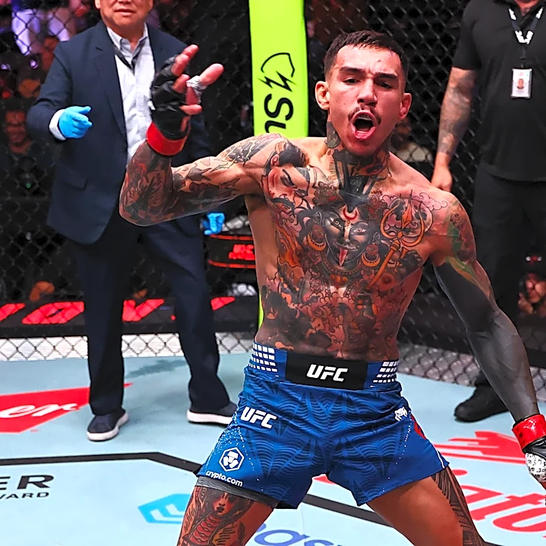 ‘Sick head kick… classy move’: Pros react to Andre Fili’s brutal knockout win at UFC Vegas 122
