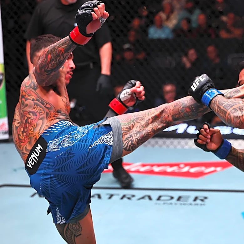 Highlights! Andre Fili stakes claim to Knockout of the Year with a thunderous head kick finish | UFC Vegas 122