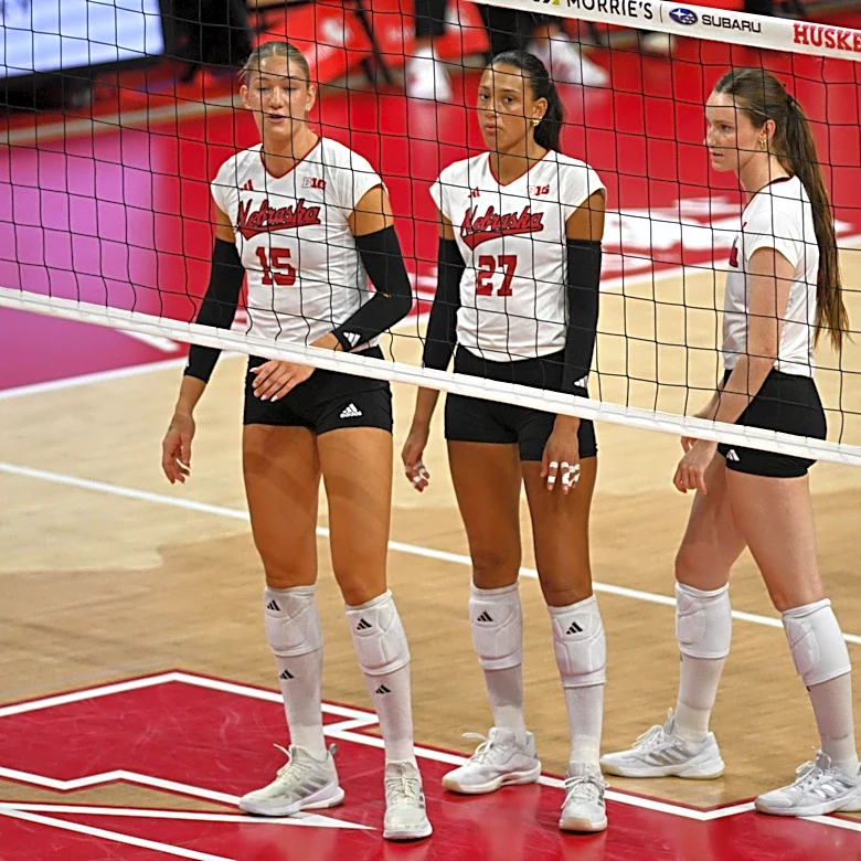 #1 Nebraska Volleyball Sweeps #7 Wisconsin To Stay Undefeated