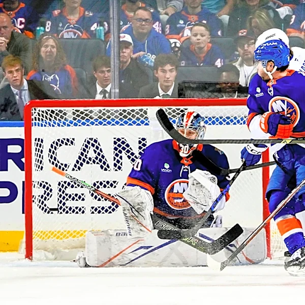 Islanders News: Tough late 5-3 (EN) loss to the Lightning