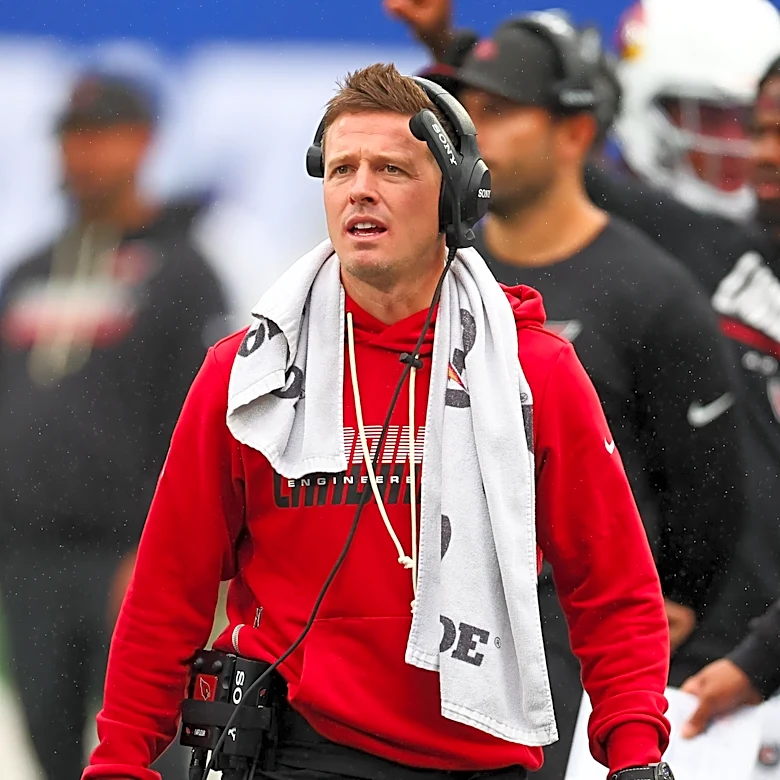 Arizona Cardinals fans want to see a change at quarterback as confidence falls
