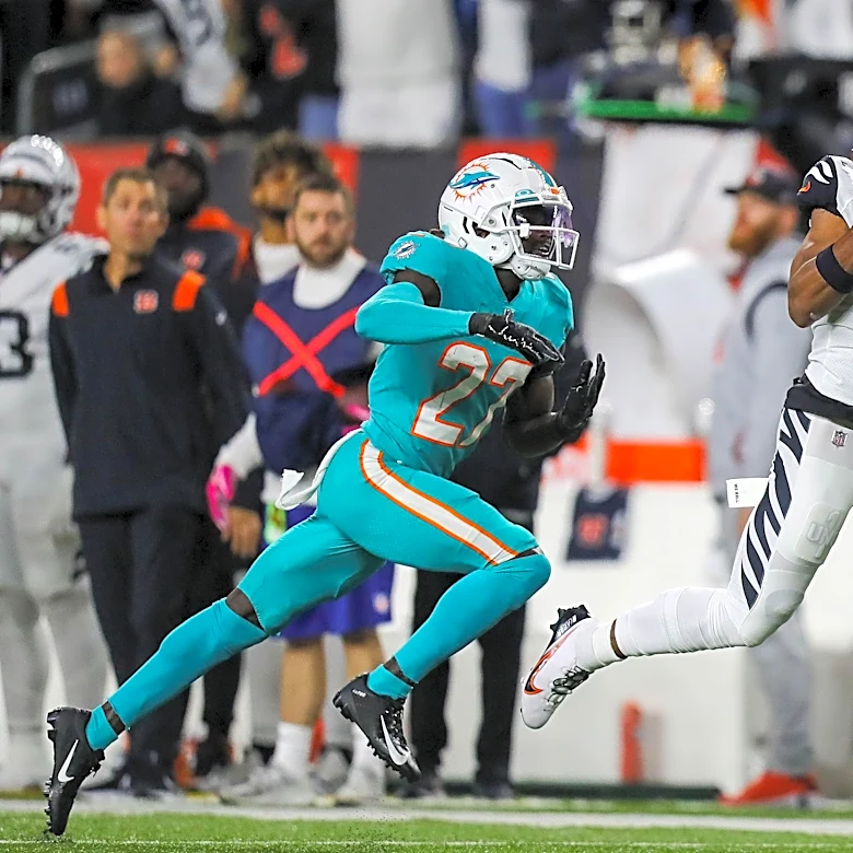 Bengals Ja’Marr Chase, Tee Higgins and Bryan Cook all active against Dolphins