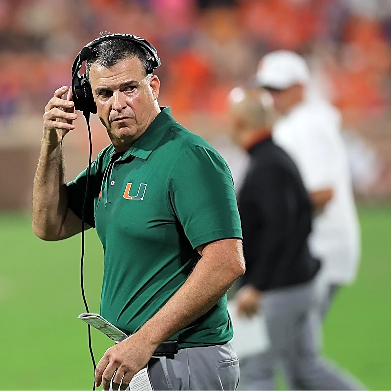Miami Hurricanes move up in the polls after bye week