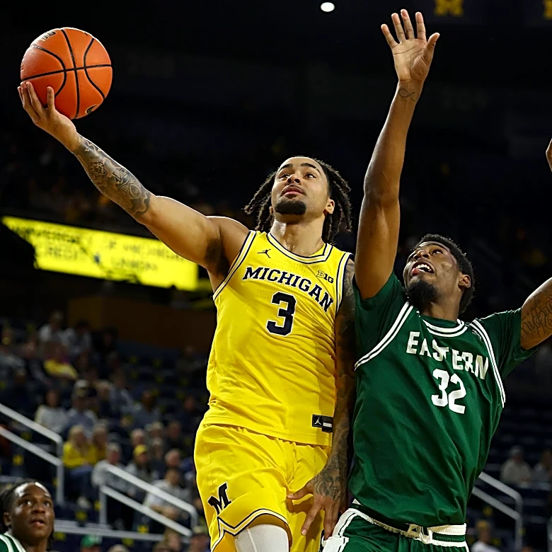 Michigan Basketball opens preseason with blowout win over Eastern Michigan