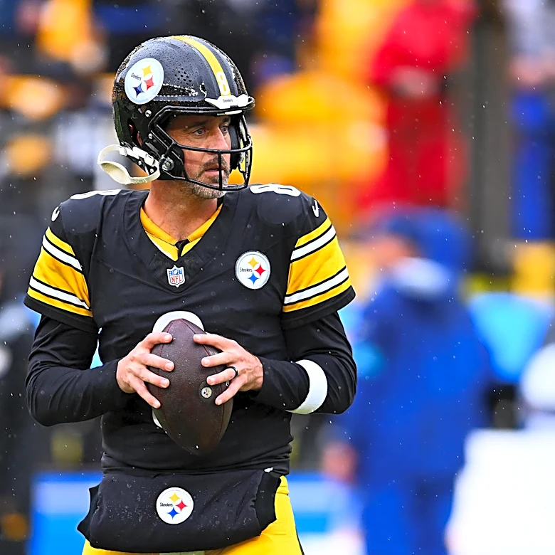 Aaron Rodgers surpasses Ben Roethlisberger, Peyton Manning in major achievements