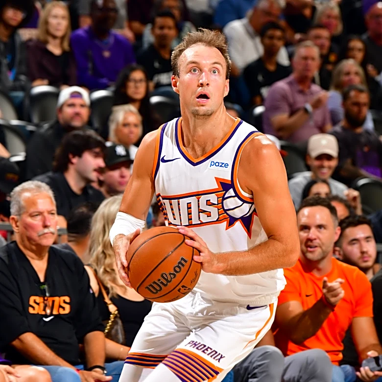 Luke Kennard is showing the Suns he’s more than a shooter