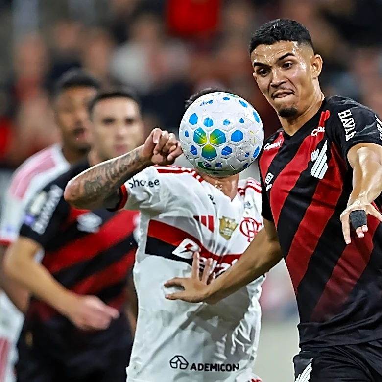 Barcelona chief talks up move for Brazil starlet Arthur Dias