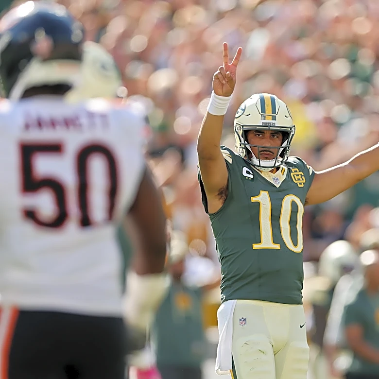Bears vs. Packers: Inside the Snap Counts, Stats, and Jordan Love’s Explosives