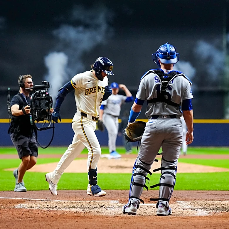 Arizona Diamondbacks News, 10/12: First blood to Milwaukee