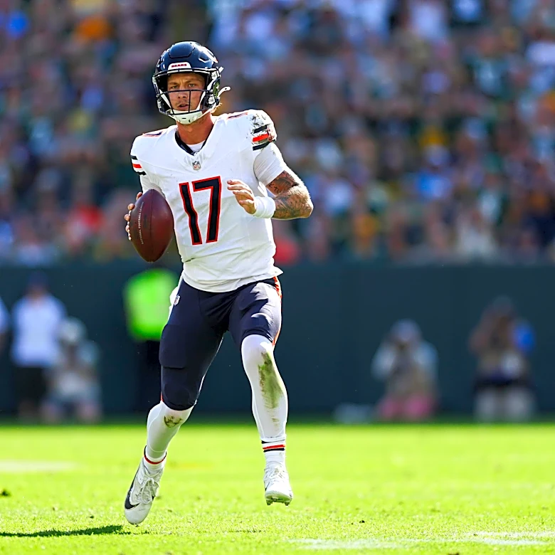 Bears’ Ben Johnson doesn’t name a starting QB if Caleb Williams is out