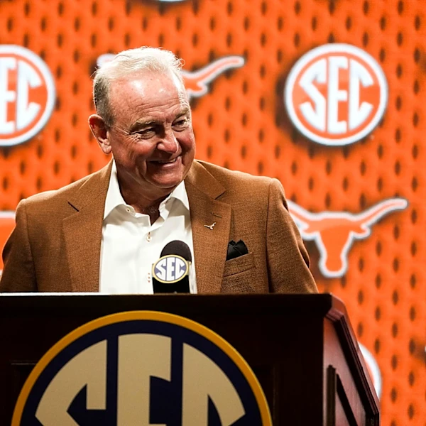 Longhorns Daily News: Texas women’s basketball sells out tickets for season