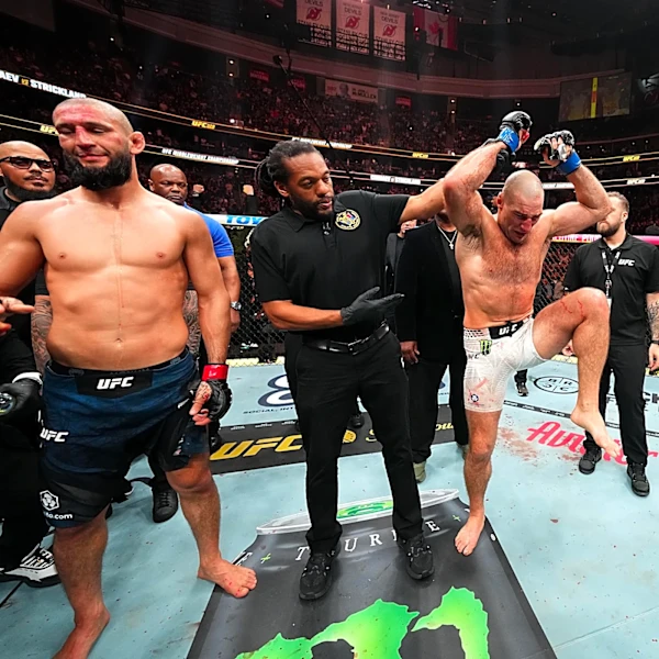 Demetrious Johnson gives career advice to ‘stuck’ Sean Strickland